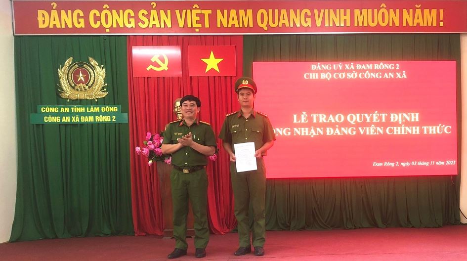 Chi bộ cơ sở Công an xã Đam Rông 2 chú trọng công tác phát triển đảng viên
