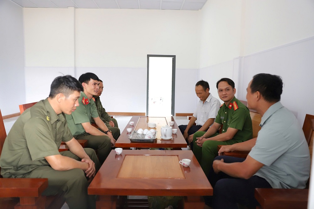 Công an phường Đông Gia Nghĩa tăng cường tiếp xúc, vận động chức sắc tôn giáo góp phần giữ vững an ninh trật tự địa phương