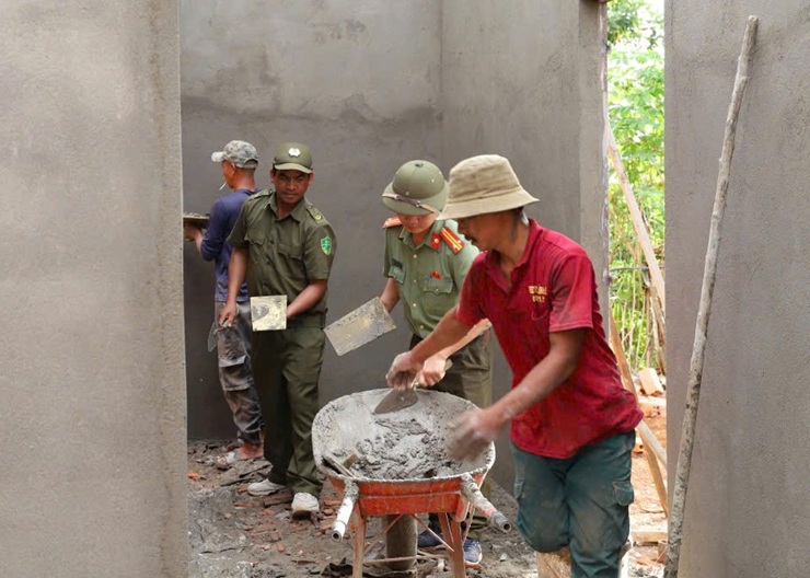 Xã Trường Xuân đẩy nhanh tiến độ hoàn thành công tác xây dựng xóa nhà tạm, nhà dột nát cho các hộ nghèo