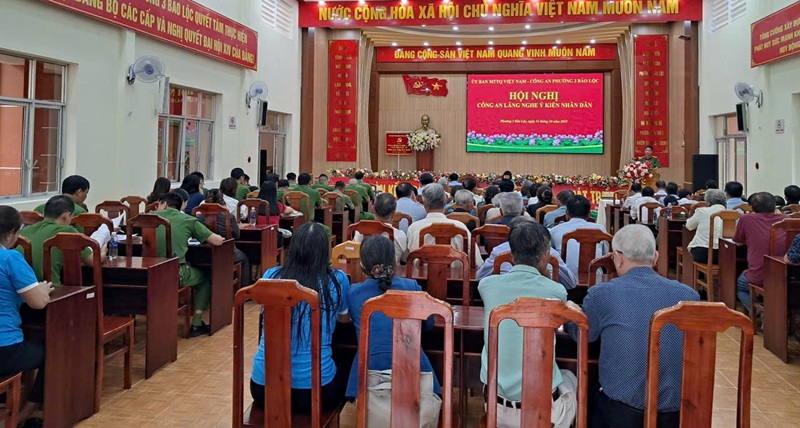 Công an các đơn vị tổ chức diễn đàn “Công an lắng nghe ý kiến Nhân dân” – Gắn kết, thấu hiểu, “Vì nhân dân phục vụ”