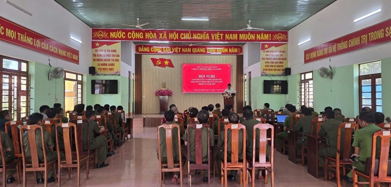 Công an phường Đông Gia Nghĩa tổ chức giao ban lực lượng tham gia bảo vệ an ninh, trật tự ở cơ sở